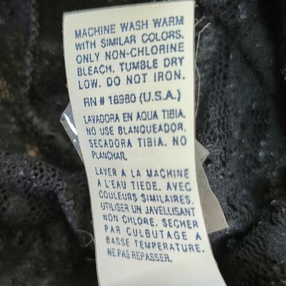 Christies Vintage Black Lace Short Sleeved Scooped Neck Top NWT Women's Size Med - Picture 10 of 10